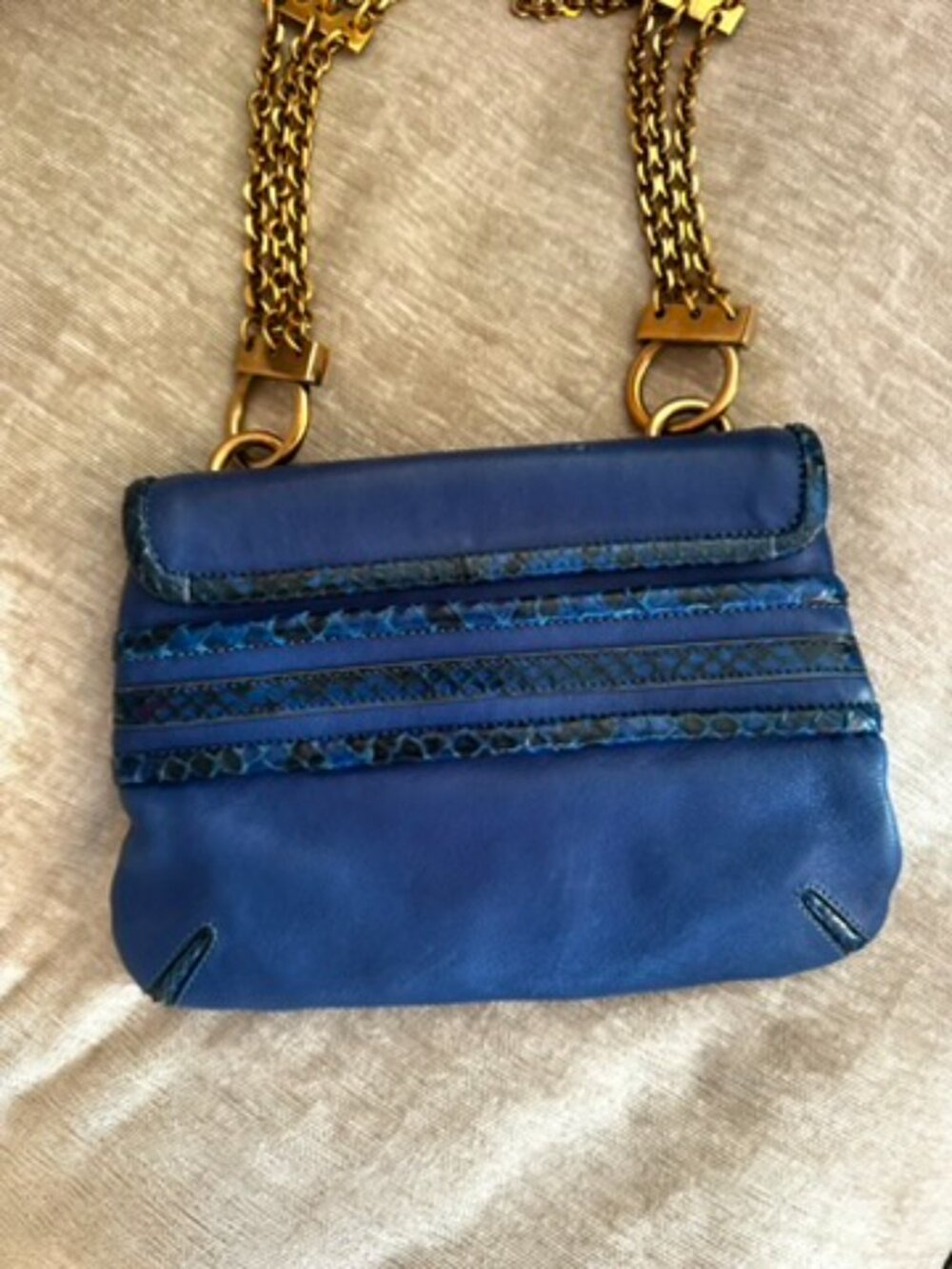 CHLOE | Extremely Rare Chloé Snakeskin Triple Chain Crossbody Bag in Royal Blue - Picture 10 of 13